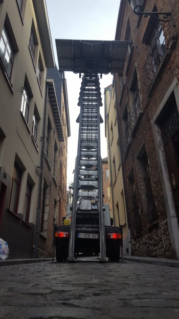 Location de lift à Bruxelles